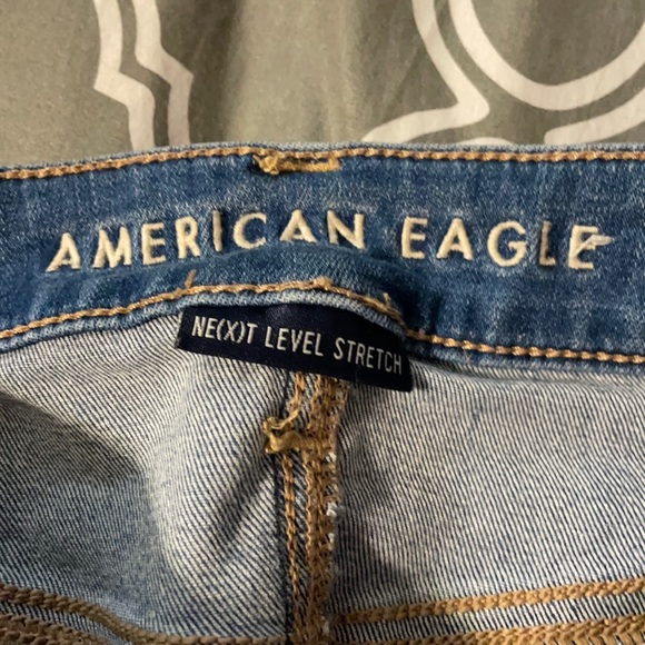 American Eagle Ripped Jeans - Picture 3 of 4